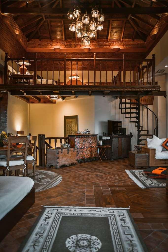 Hotel The Dwarika S *