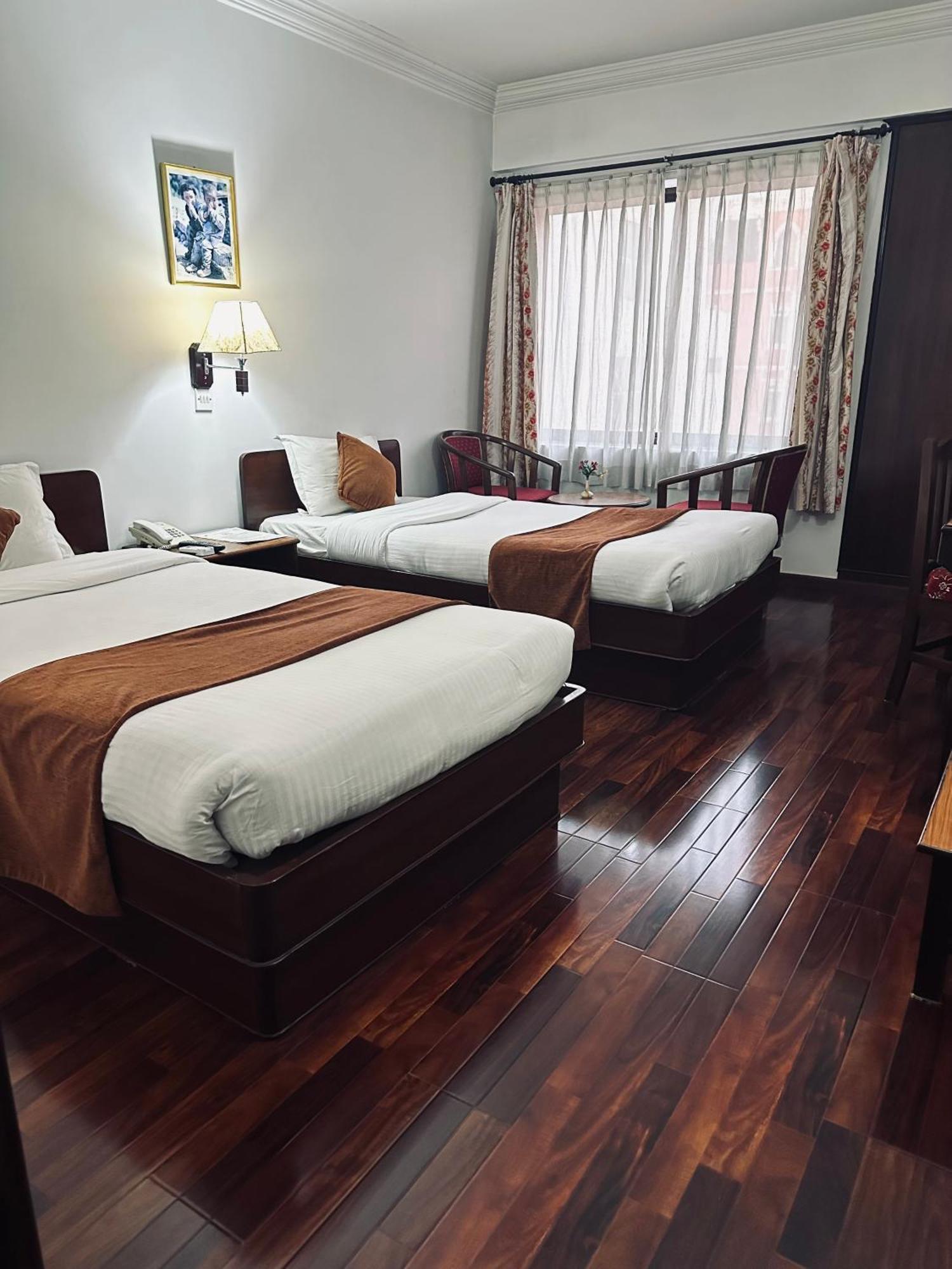 Fuji Hotel 2*