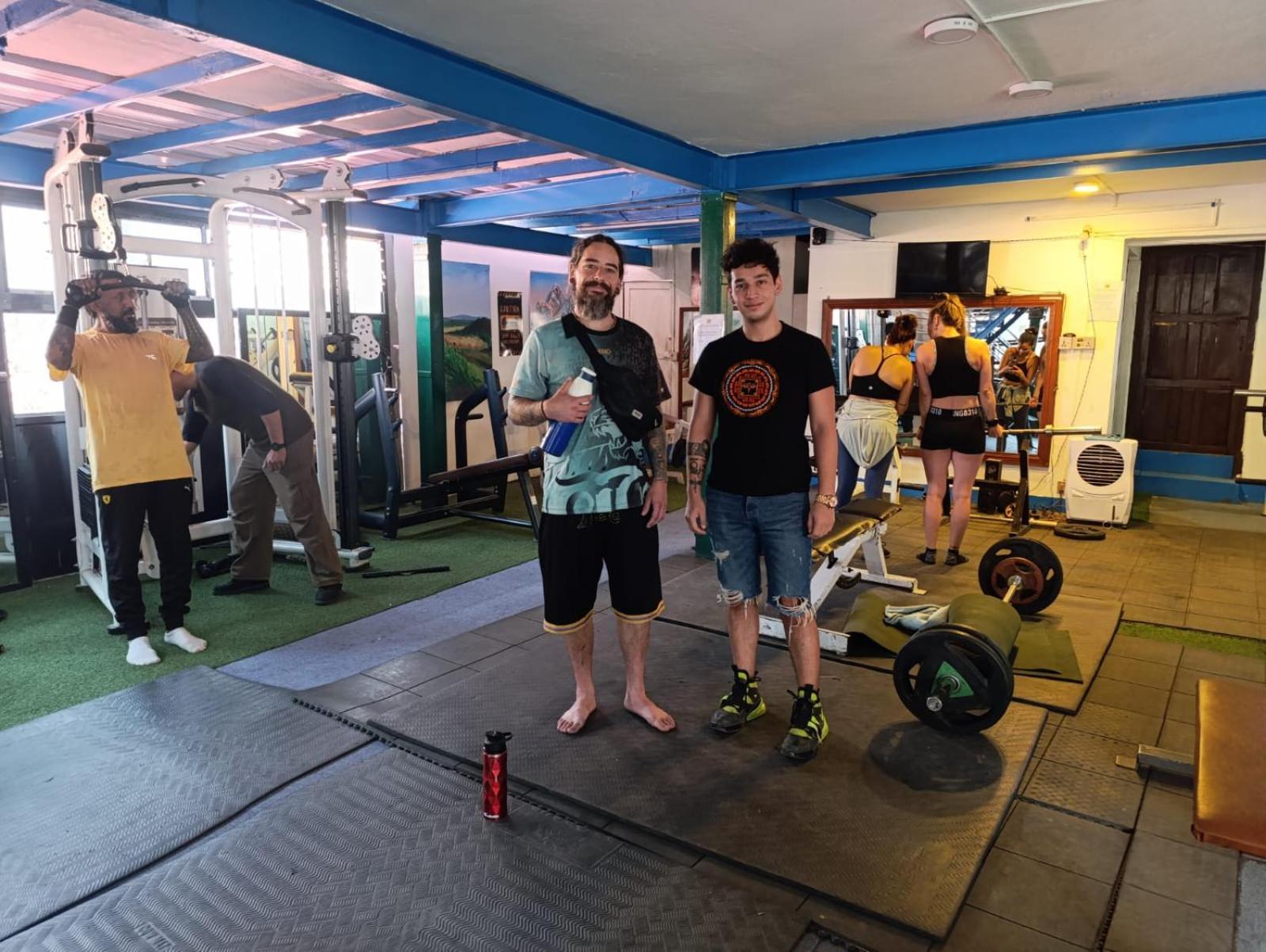 Mystic Vibes Fitness- Commune Albergue Catmandu