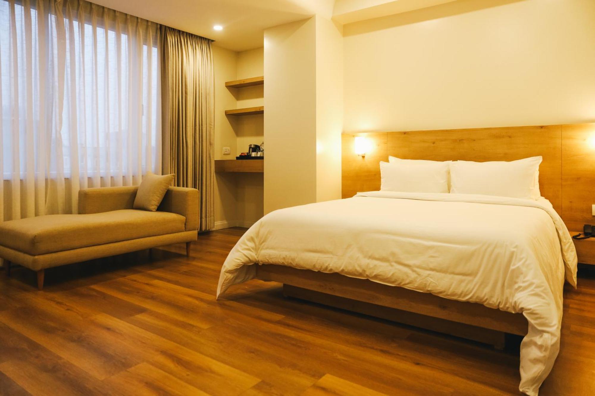 Snowlion Hotel