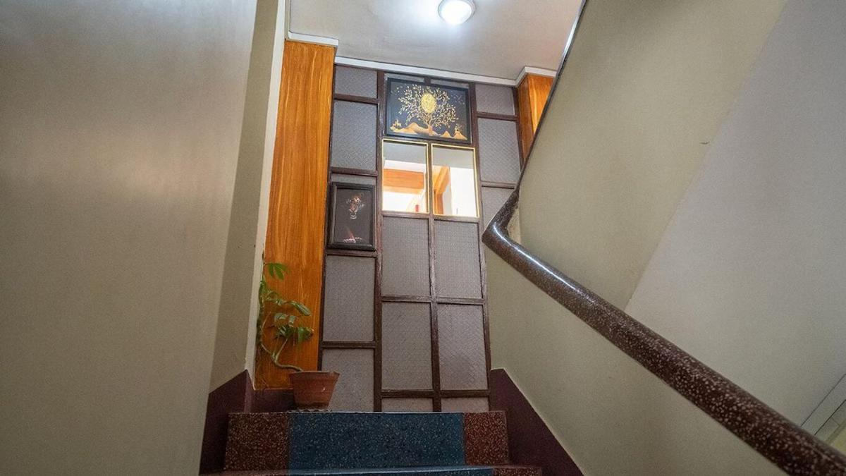 Shree Tara Hotel