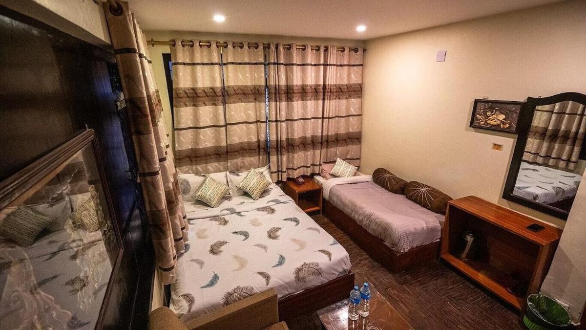 Shree Tara Hotel