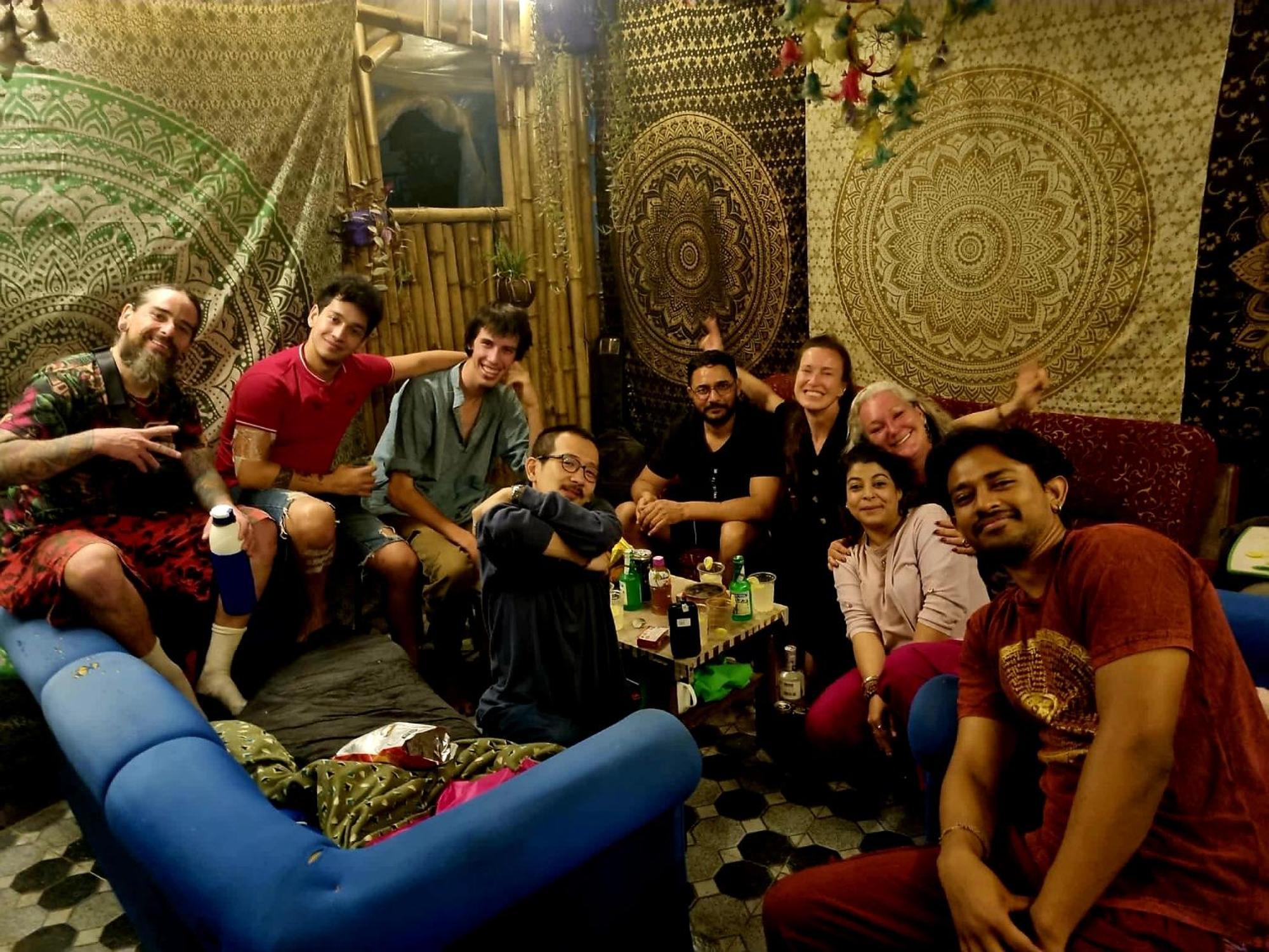 Mystic Vibes International Fitness Commune Hospedagem domiciliar Catmandu