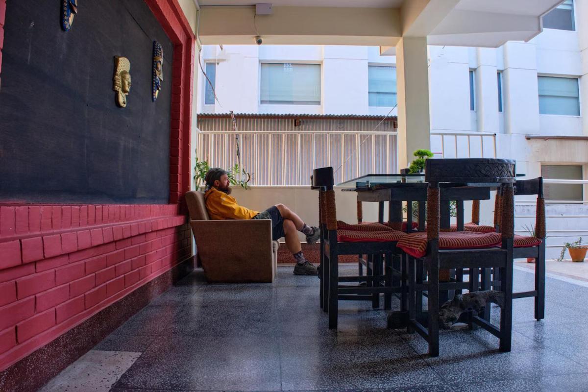 Shree Tara Hotel