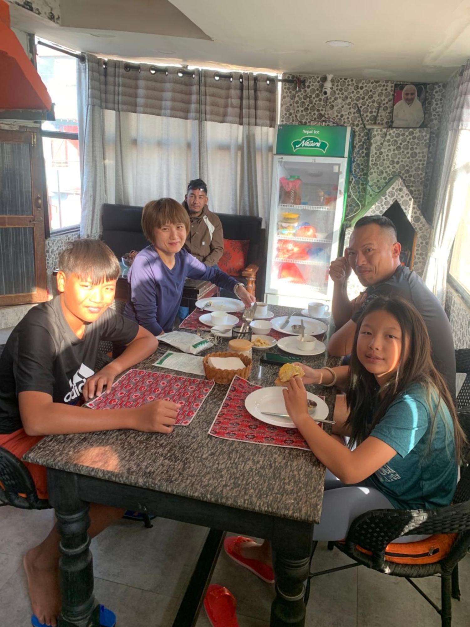 Acomodação com café da manhã  Royal Tourist House Catmandu