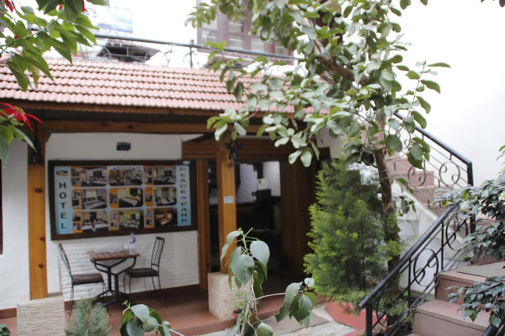 Bed & Breakfast Peace N Park Kathmandu