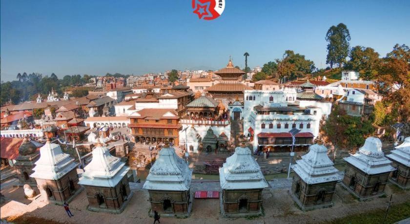 Oyo 381 Pashupati Plaza 2* Kathmandu