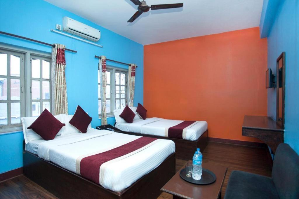 Hotel Oyo 381 Pashupati Plaza