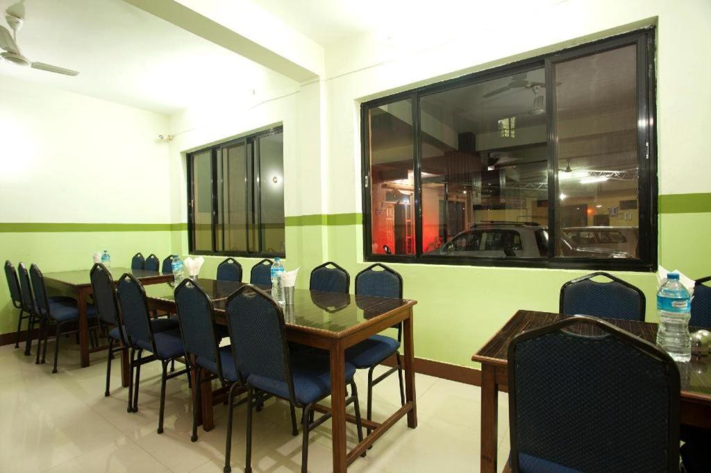 Oyo 381 Pashupati Plaza Hotel Kathmandu