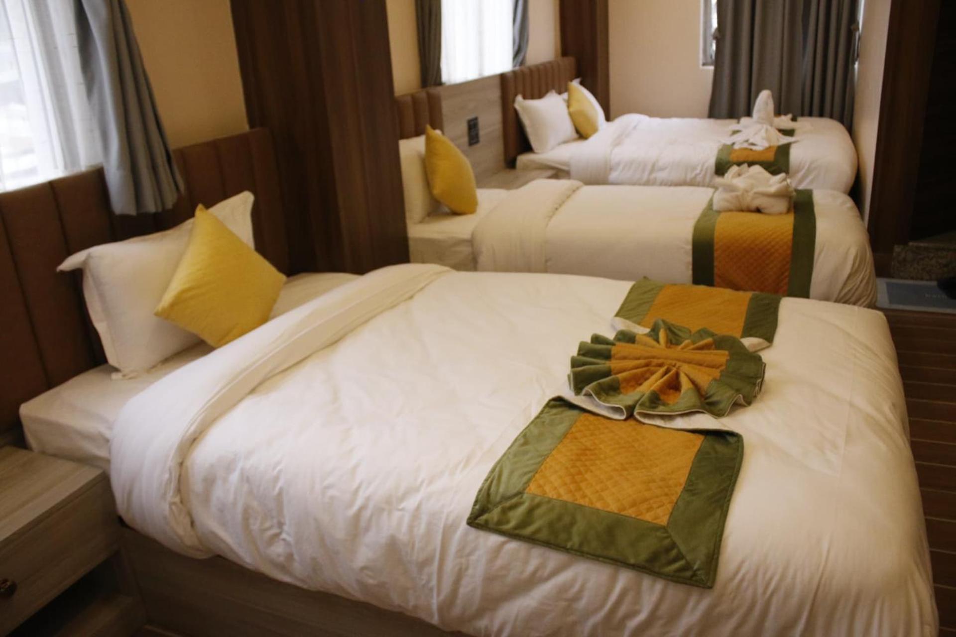 Hotel Sinamangal Airport *