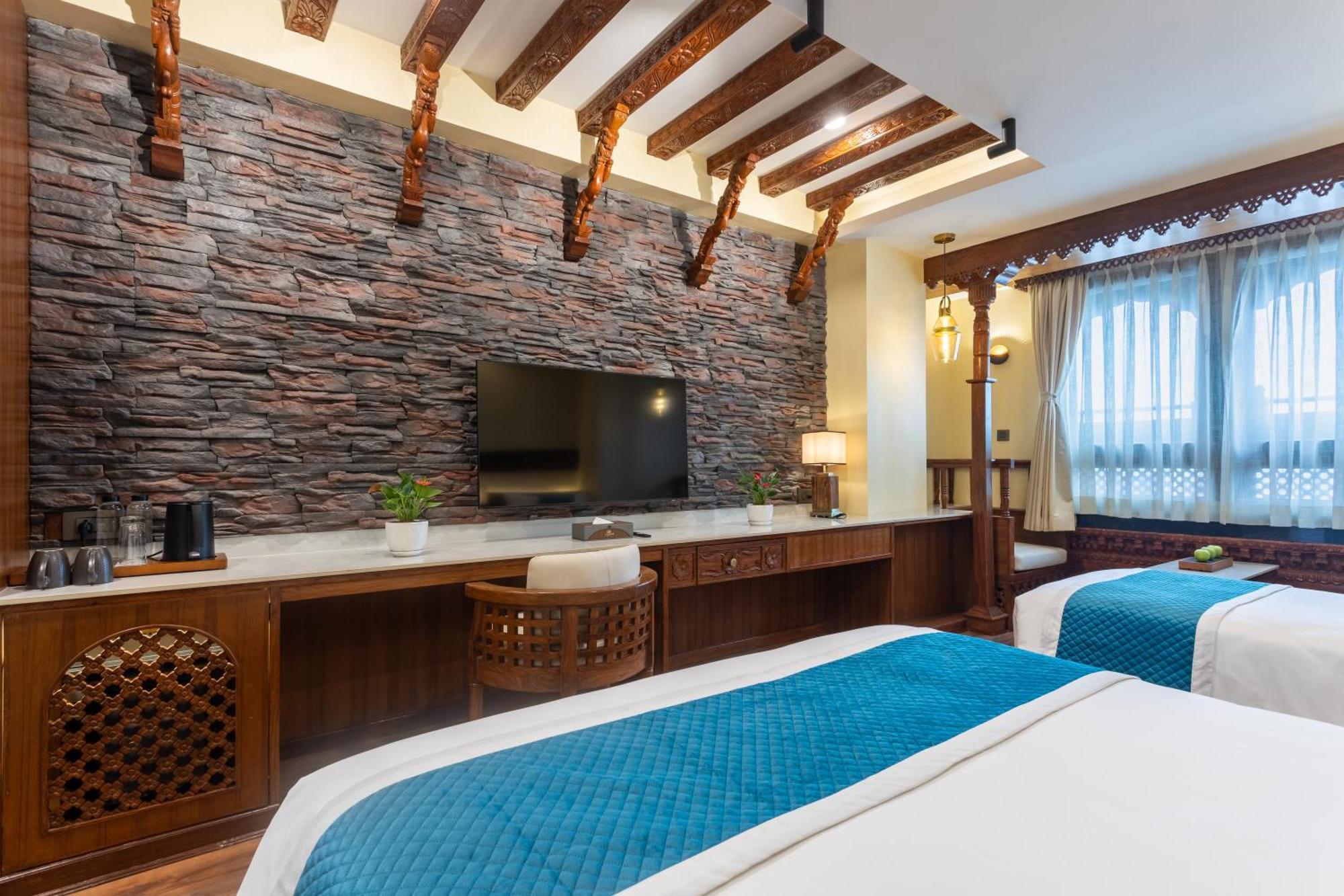 Aarya And Hotel 5*