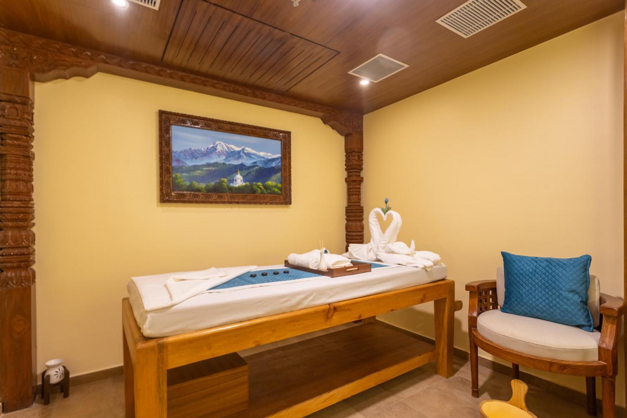 Hotel Aarya And Kathmandu
