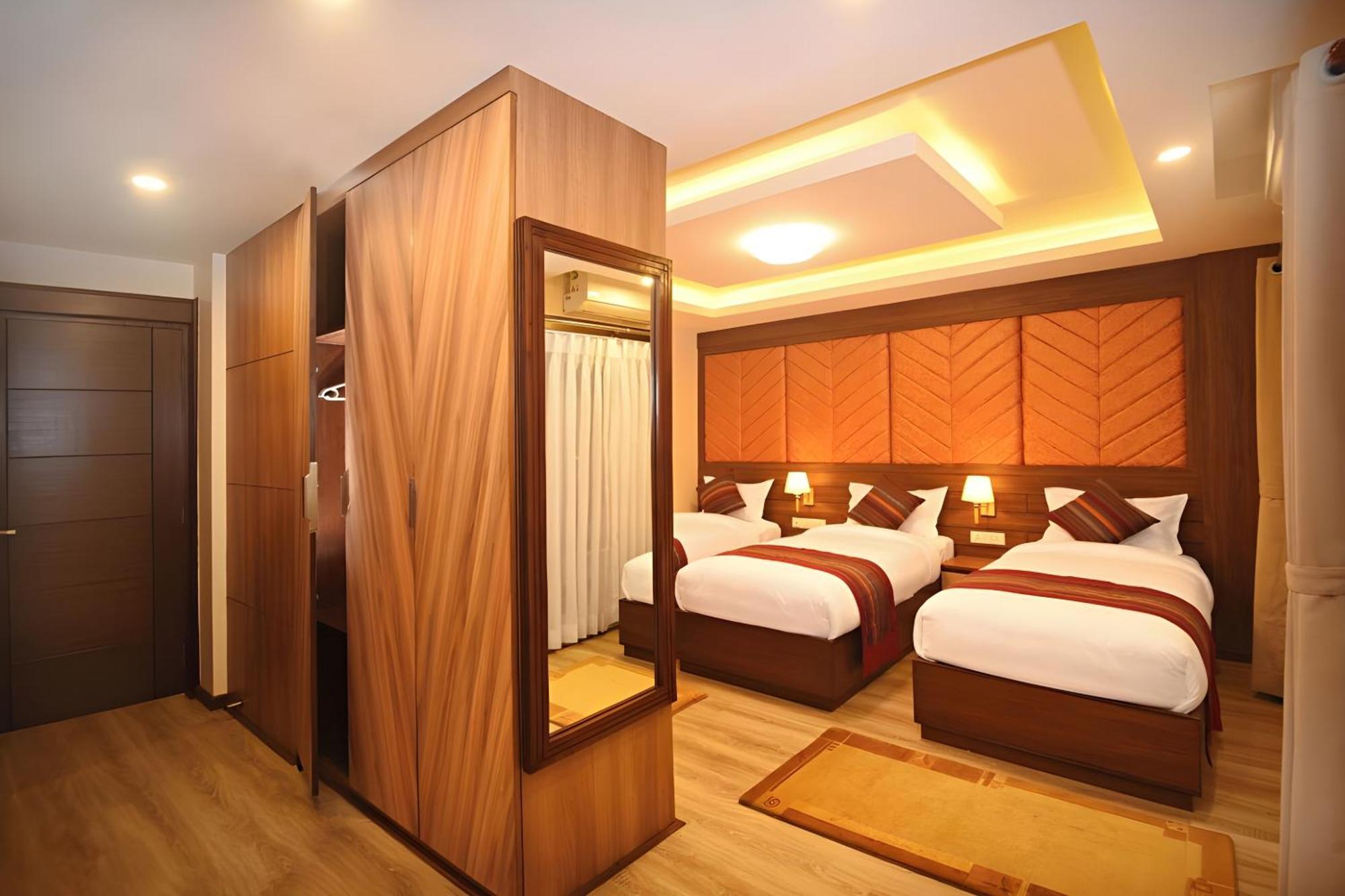 Sherpani Hotel
