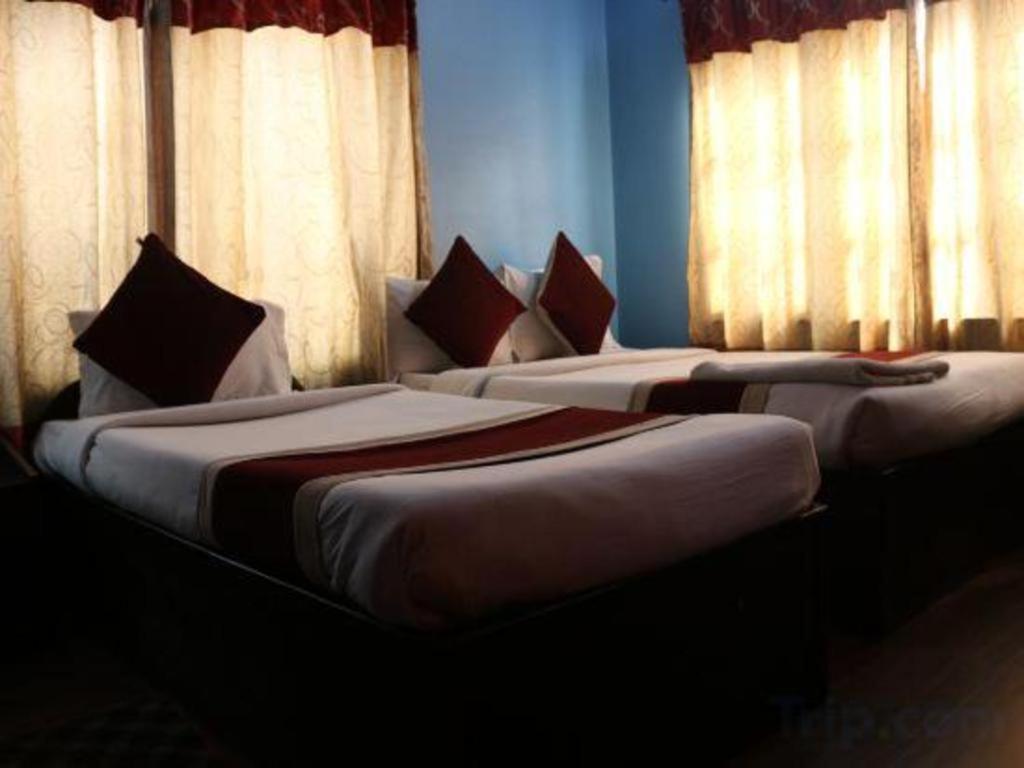 Oyo 381 Pashupati Plaza 2* Kathmandu