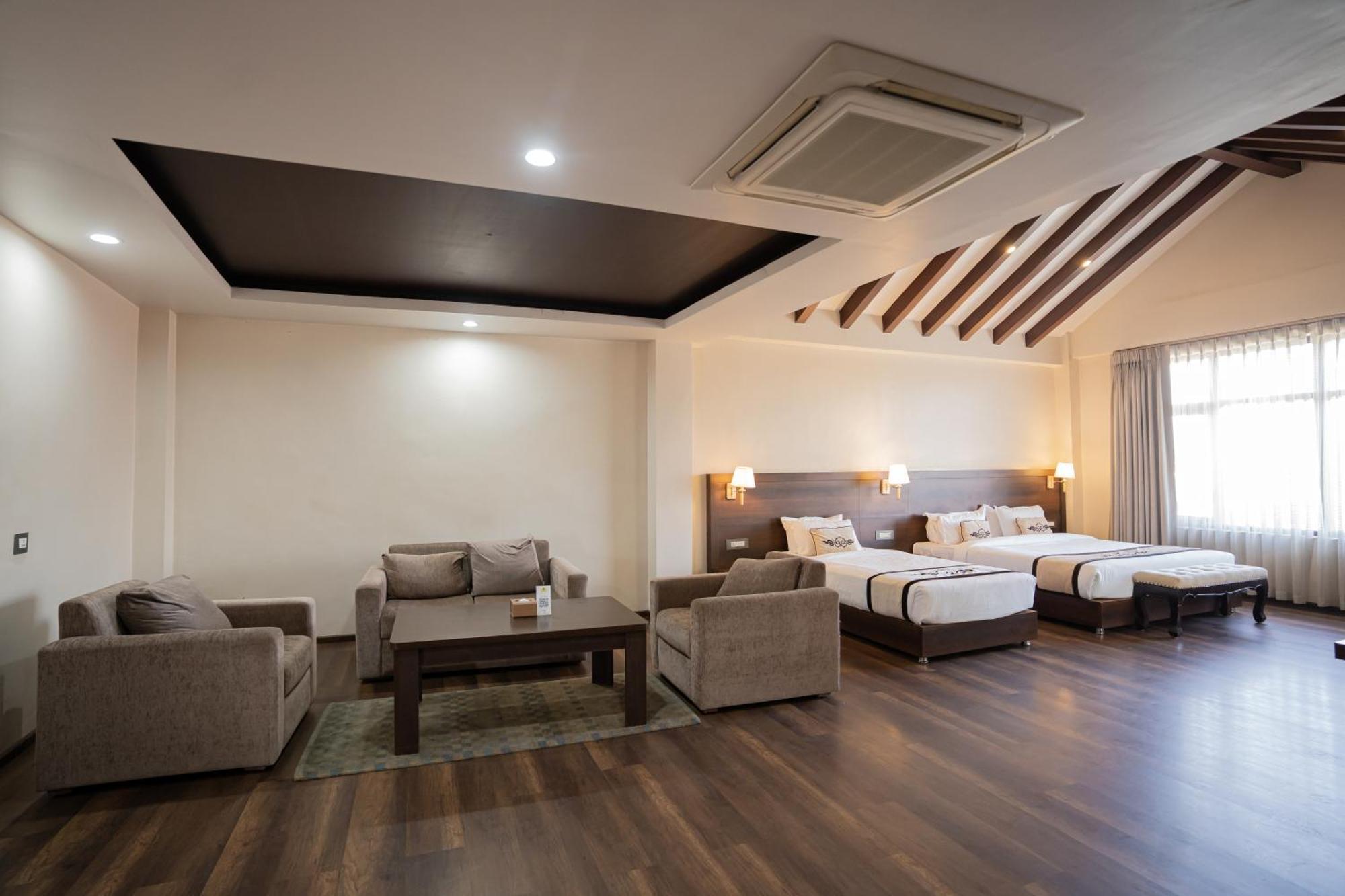 Lavie And Hotel 3*
