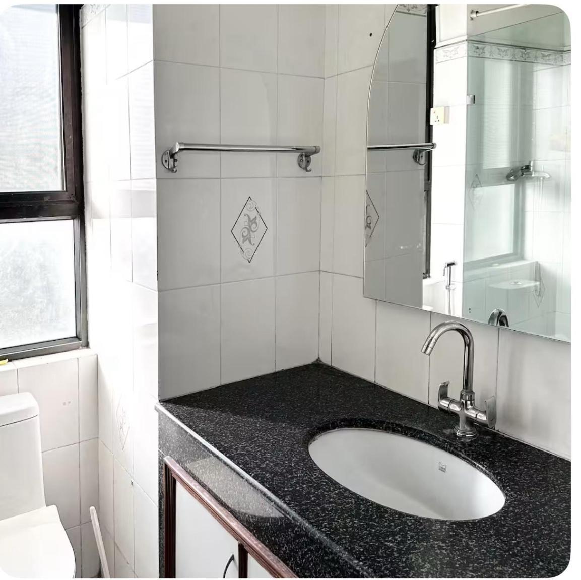 Apartment Dr Triratna Bhawan *