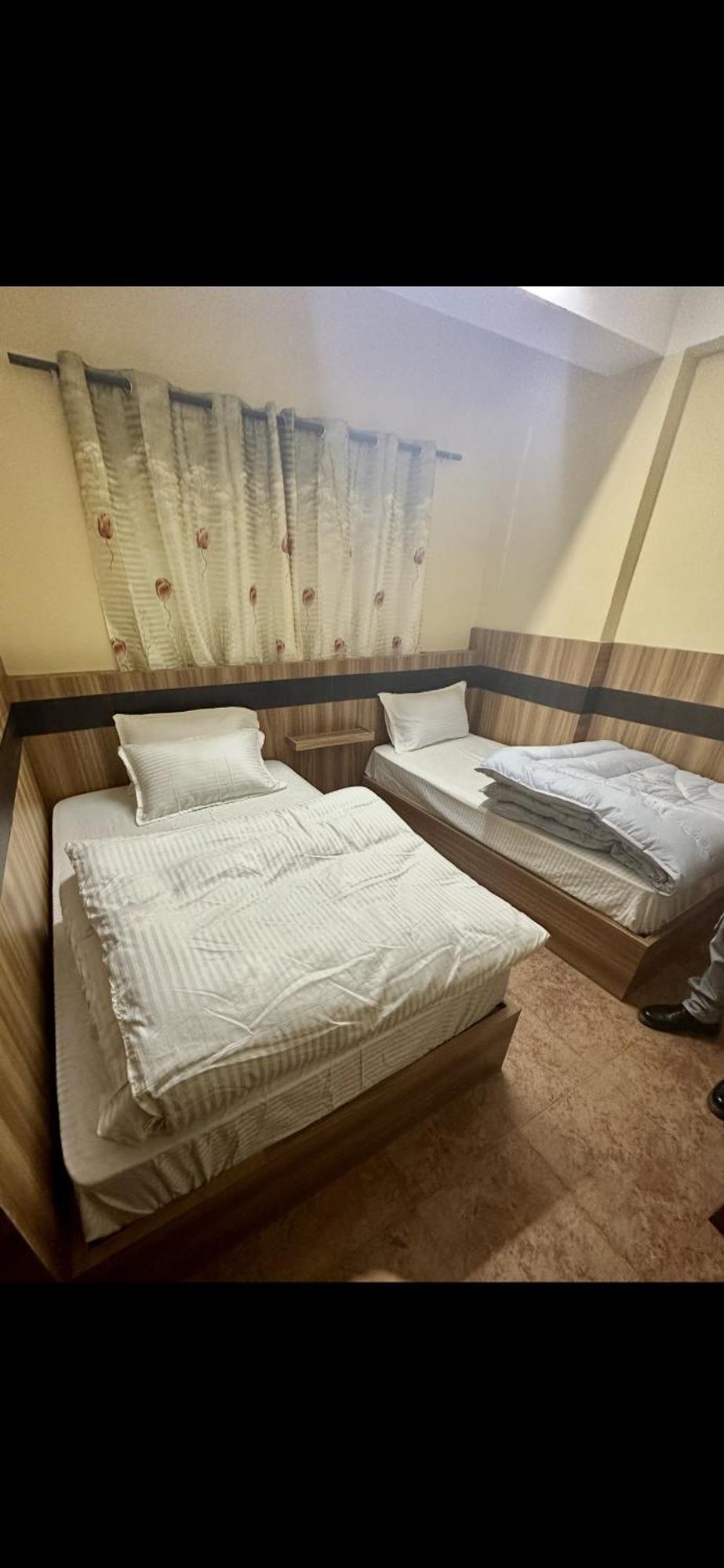 Saujanya Deluxe Parbat *