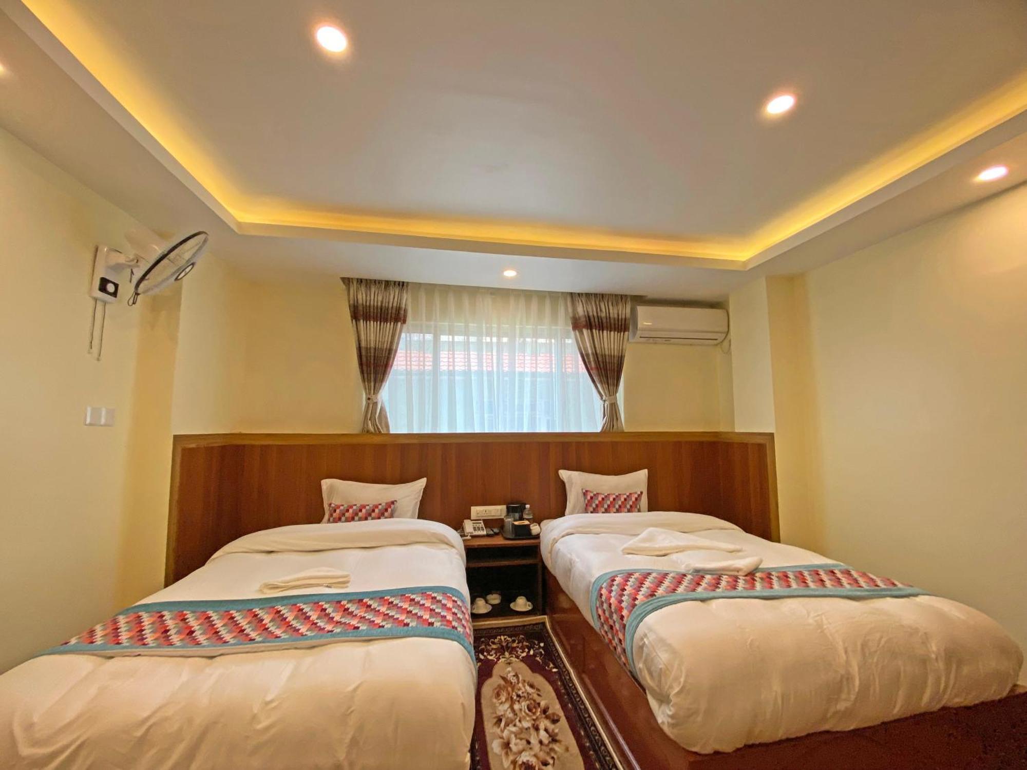 Hotel Himalayan Bts 2*
