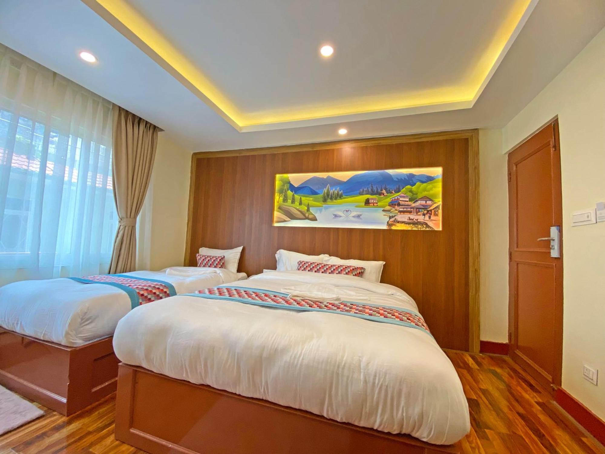 Hotel Himalayan Bts 2*