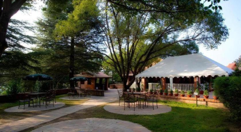 Resort Godavari Village 3*