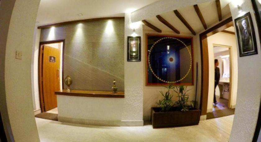 Marcopolo Business 3*