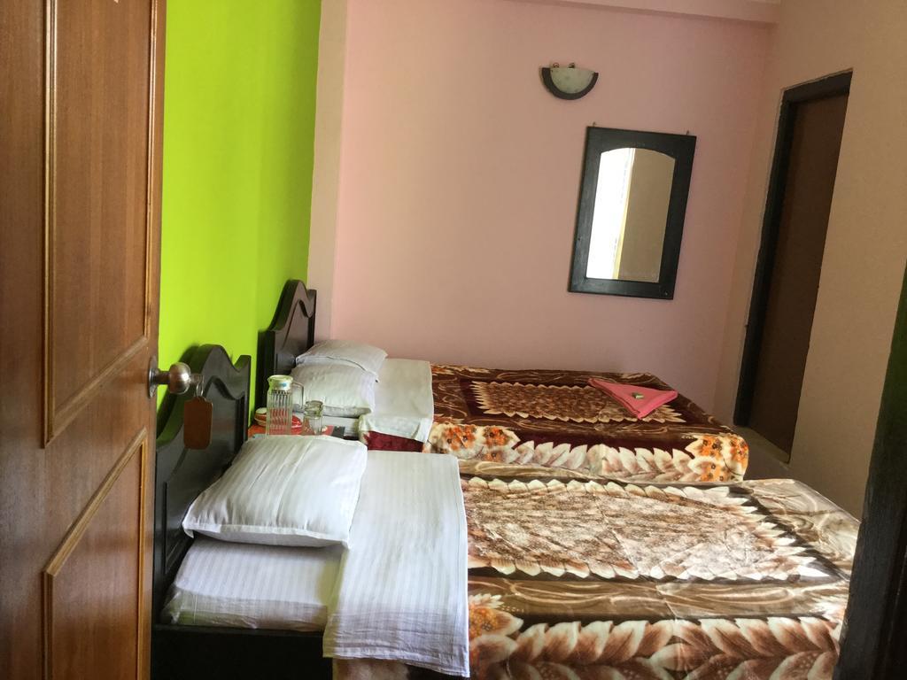 Hotel Pashupati Darshan 2*