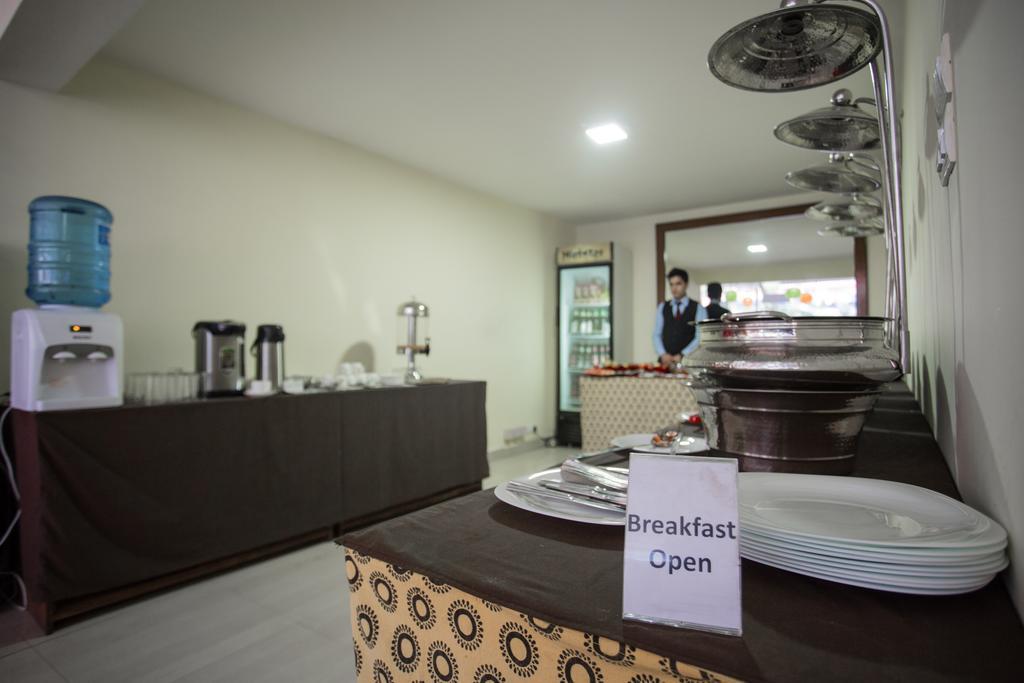 Aryatara Hotel