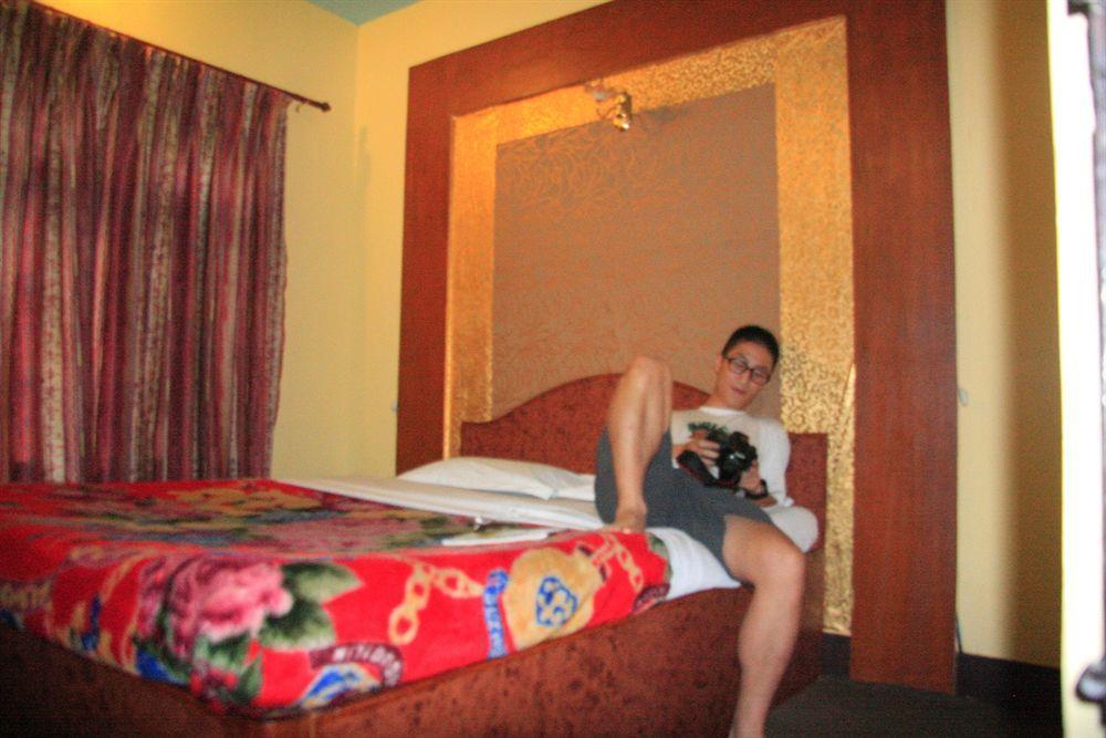 Acme Guest house