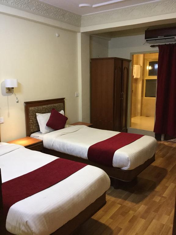 Trekkers Hotel 3*