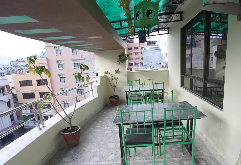 Bed & Breakfast Annex 3*