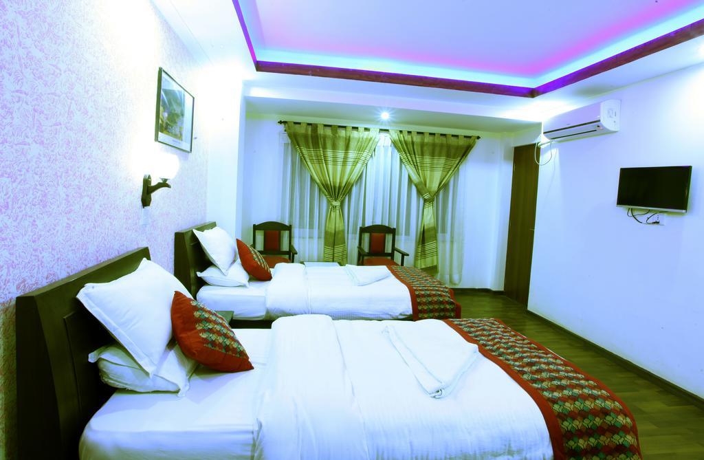 Hotel Alpine &