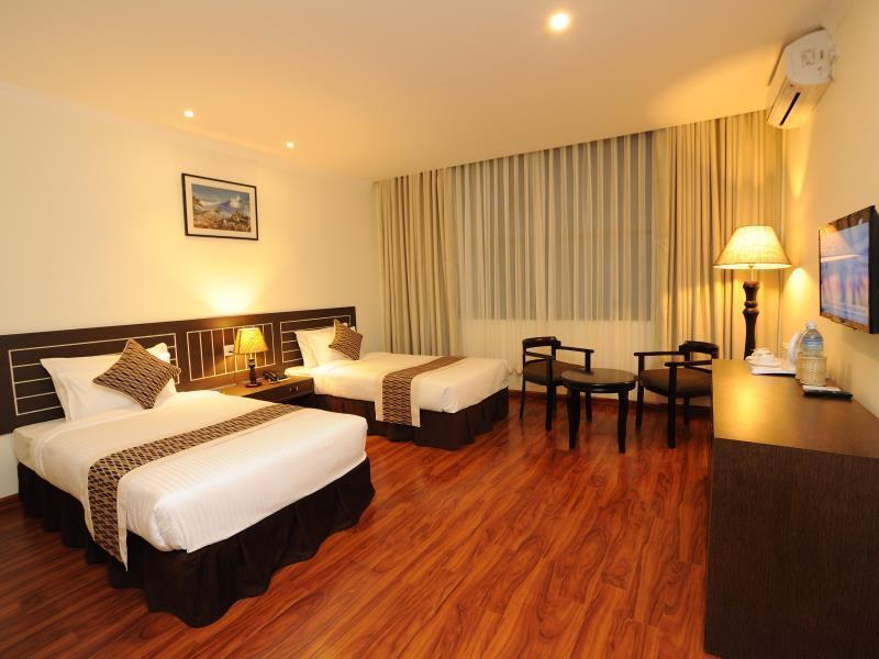 Hotel Vannasut And 4*