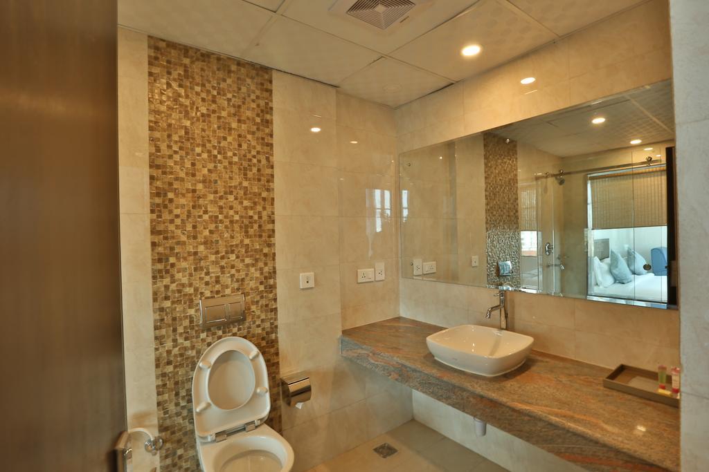 Hotel And 3*