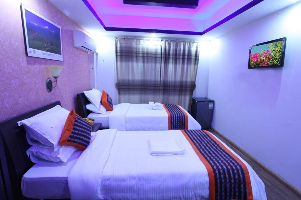 Annex Bed & Breakfast 3*