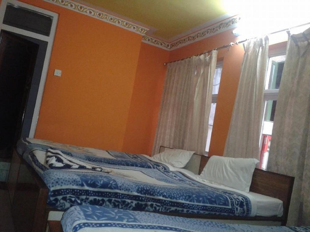 Hotel Oyo 160 Shraddha Palace 2*