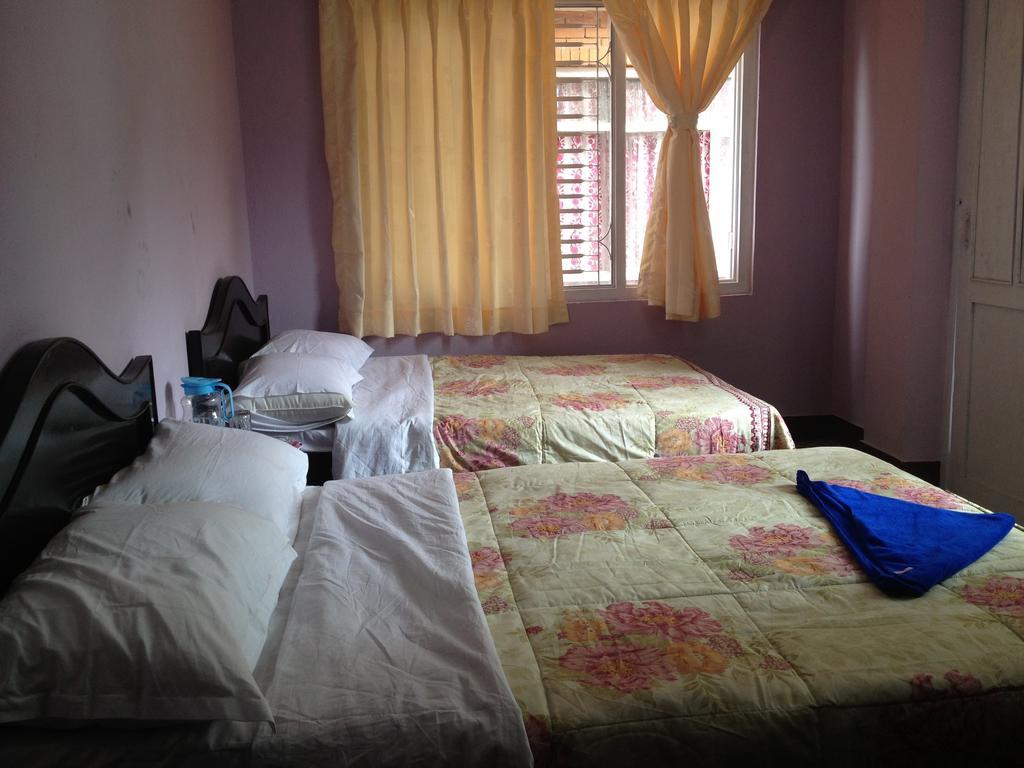 Pashupati Darshan Hotel 2*