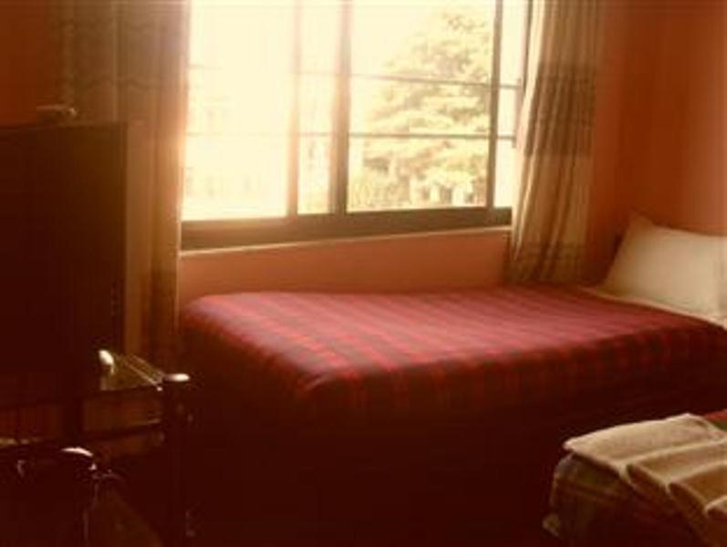 Bed & Breakfast Budget Multiplex *