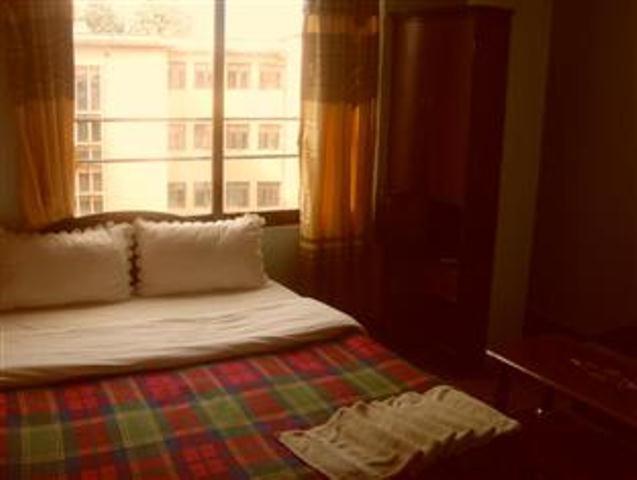 Budget Multiplex Bed & Breakfast *