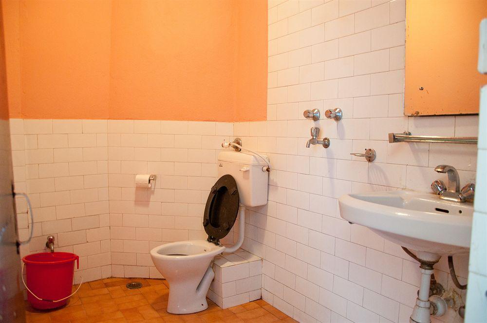 Pariwar Hotel 2*