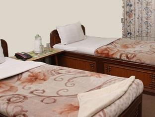 Hostel Kings Land Hotel *