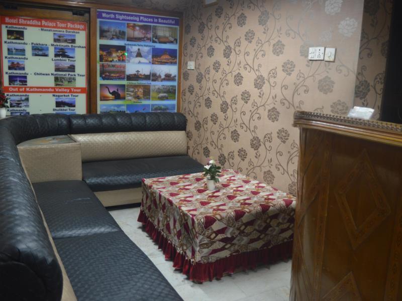 Hotel Oyo 160 Shraddha Palace 2*