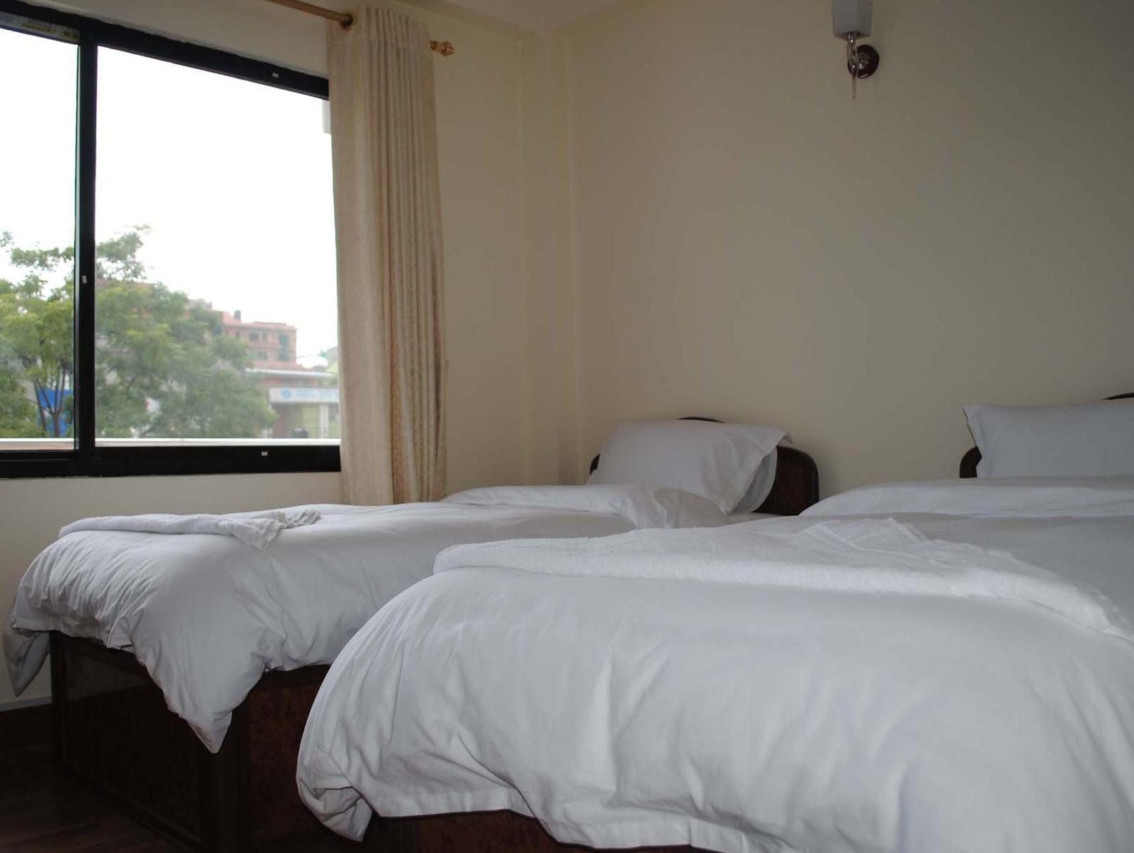 Hotel Avalon House