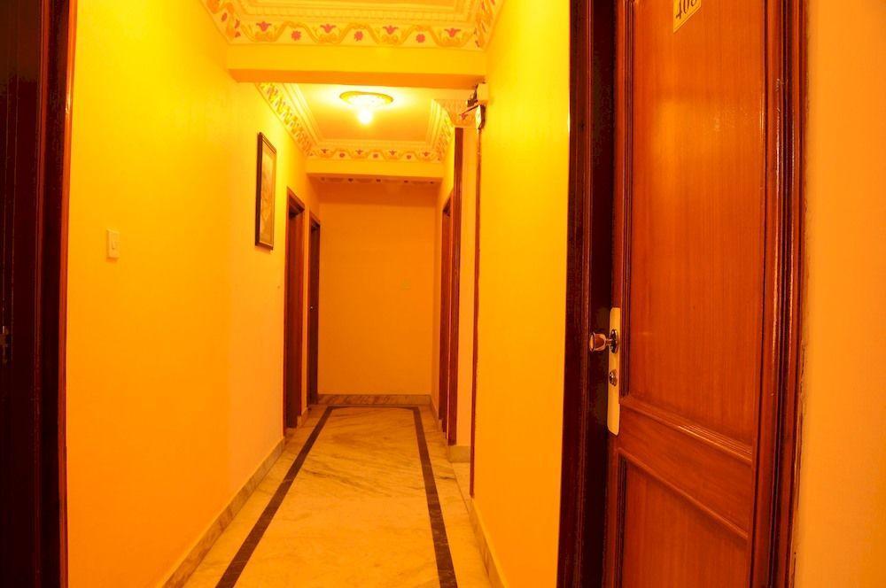 Brihaspati Hotel