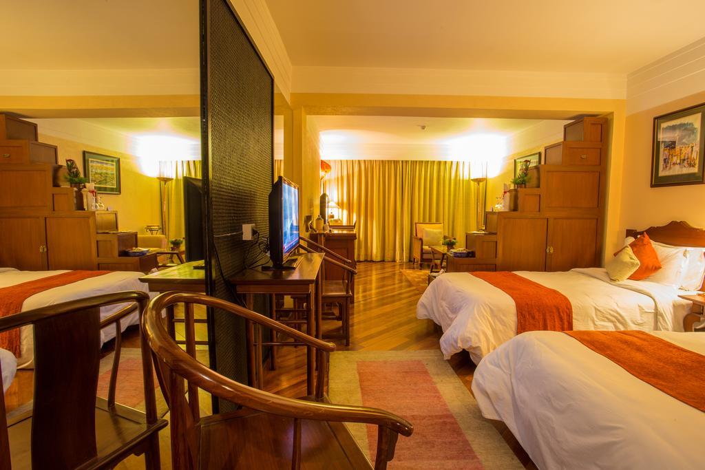 Hotel Shangri-la, 5*