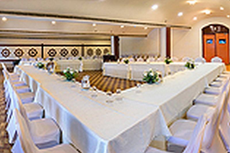 Hotel De L' Annapurna 5*
