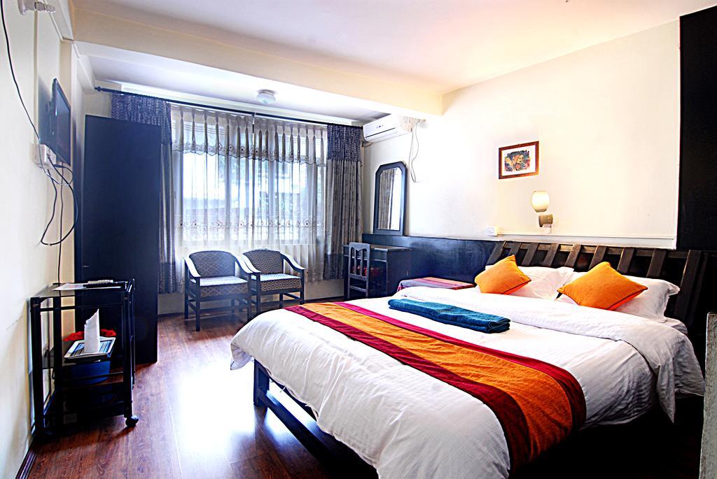 Pariwar Hotel 2*