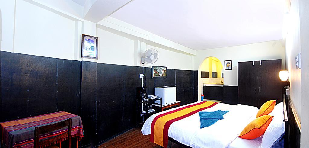 Hotel Pariwar Catmandu