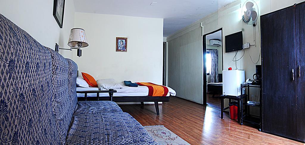Hotel Pariwar