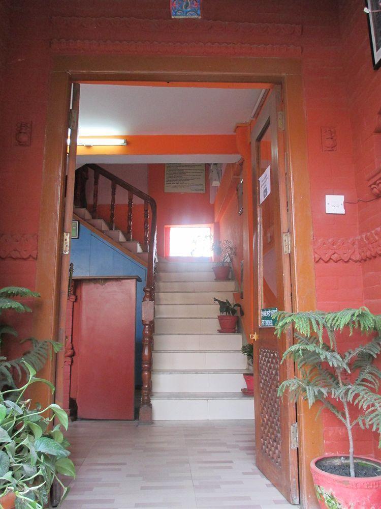 Bed & Breakfast Budget Multiplex *