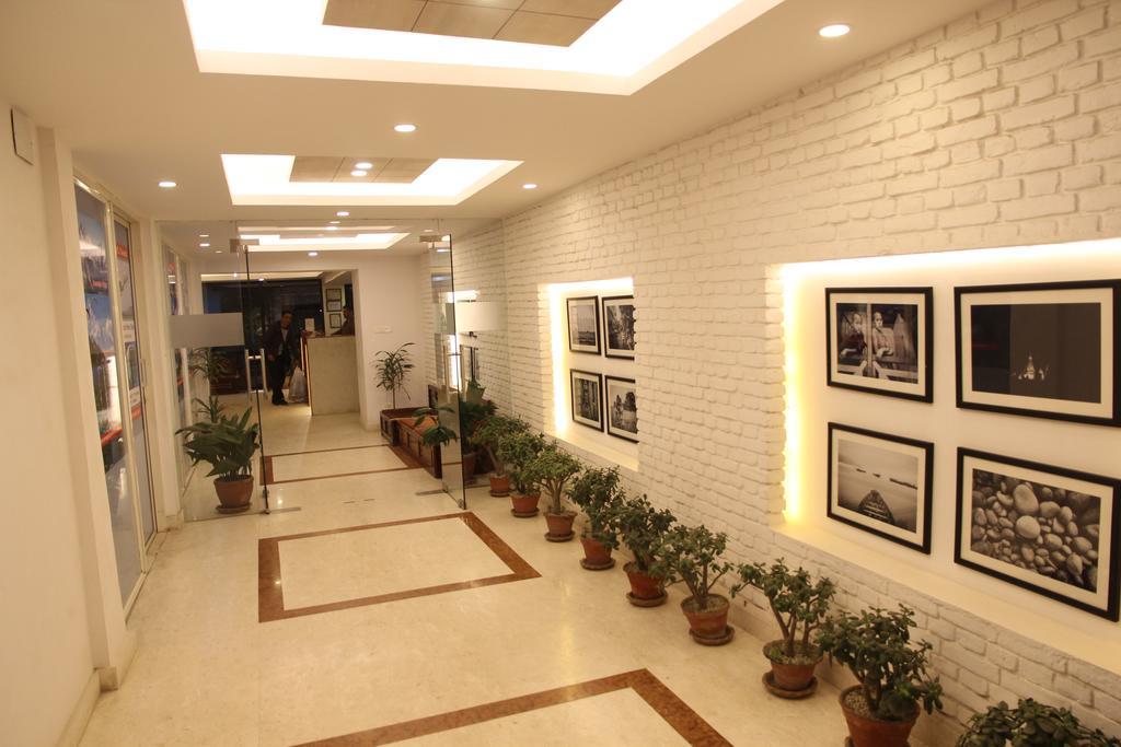 Hotel Potala 2*